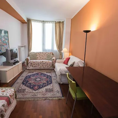 Lejlighed Chic House *