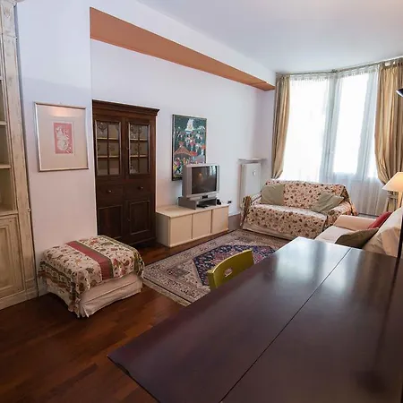 Lejlighed Chic House *